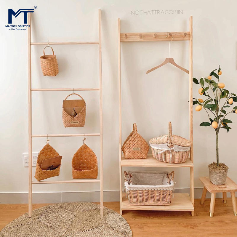 Giá treo quần áo có chất liệu gỗ