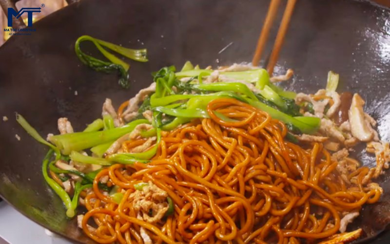 Mì Chow Mein rất dễ chế biến