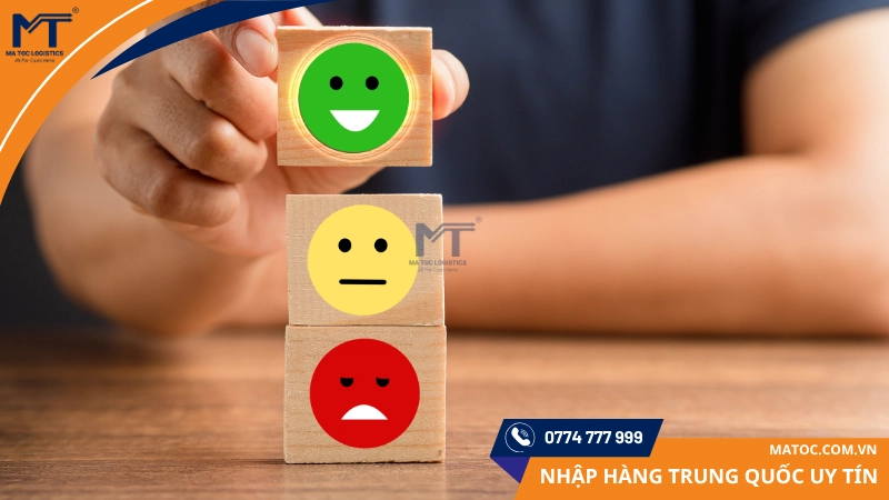 Nên xem xét các đánh giá trên nhiều nền tảng
